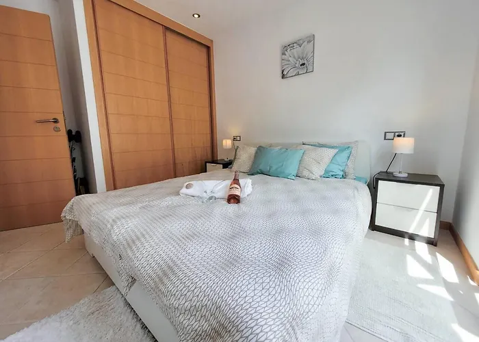 Adeje Paradise With Private Jacuzzi شقة